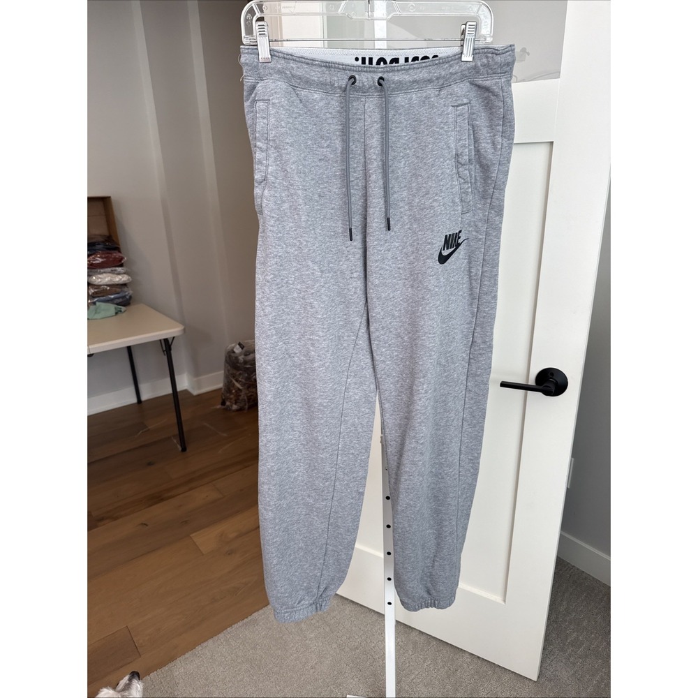 Nike Women's Gray Jogger Pants Size Small S Drawstring Sweatpants Athletic